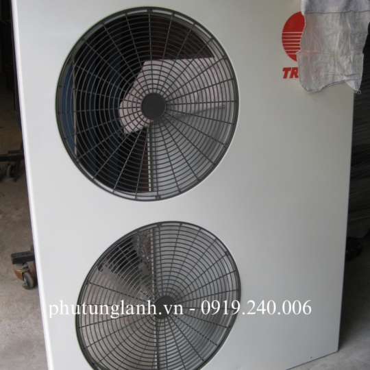 ĐIỀU HÒA ÂM TRẦN GIẢI NHIỆT NƯỚC - HIỆU TRANE